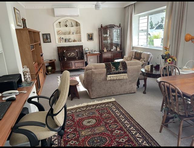 1 BEDROOM RETIREMENT UNIT FOR SALE IN ESSENWOOD
